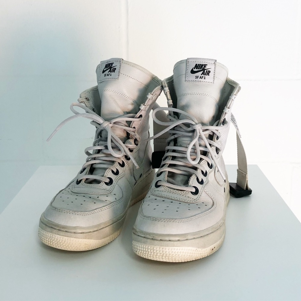 Nike SF Air Force 1 Sneakers Size 6